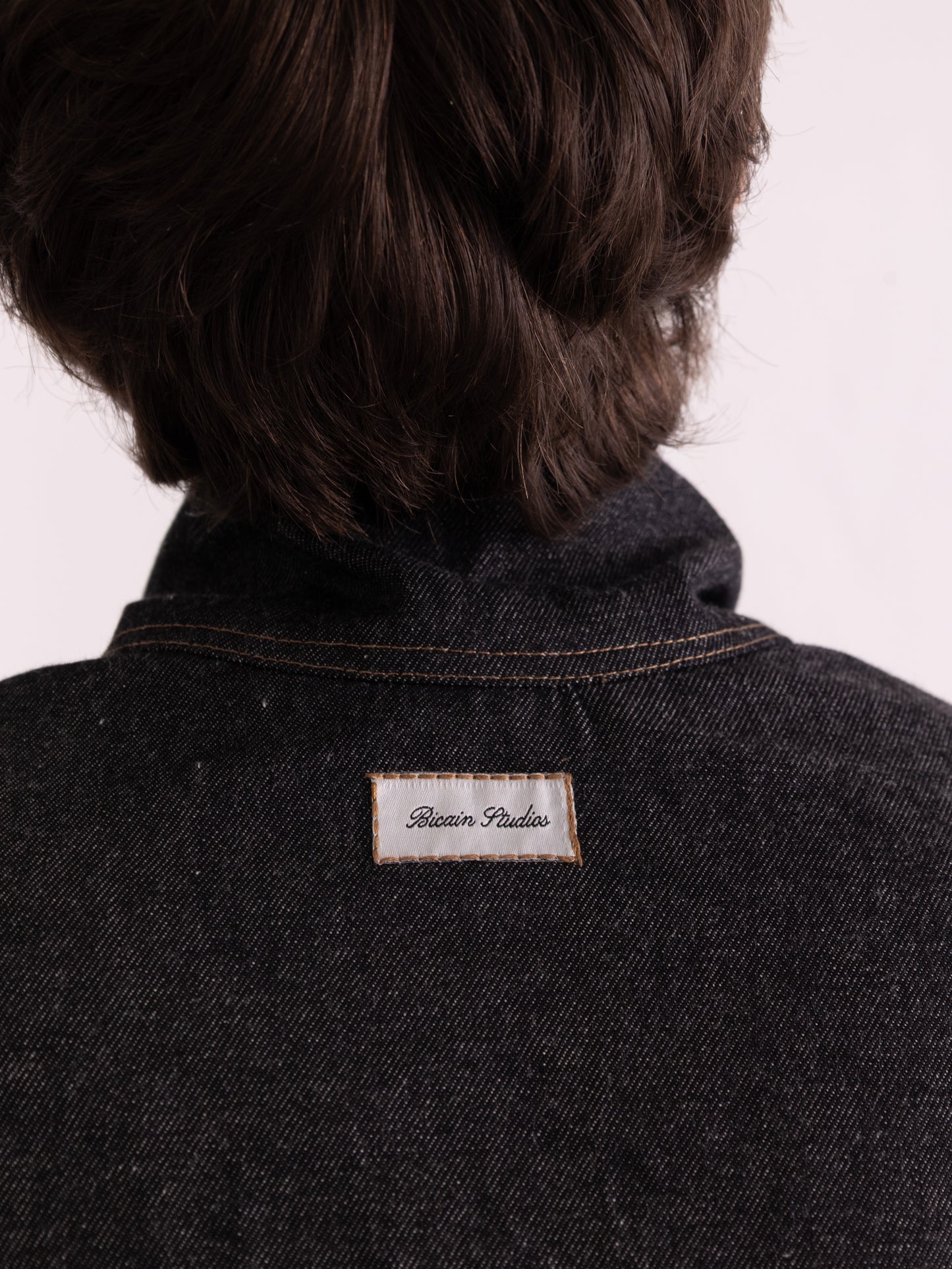 LIGHTWEIGHT REVERSIBLE JACKET